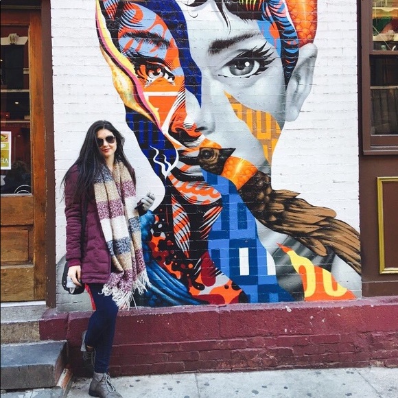 Meet your Posher, Ritah - Picture 3 of 3